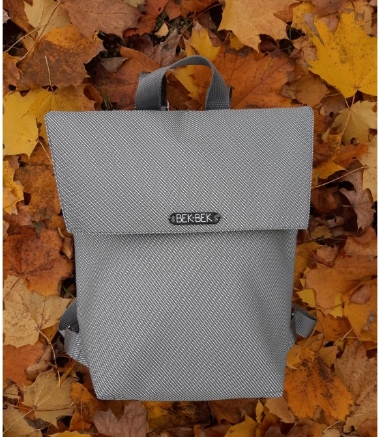 srouce:https://cdn.myshoptet.com/usr/www.bekbek.cz/user/shop/big/68-3_batoh-stormy.jpg?5f9bd41f