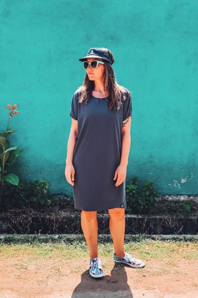 https://cdn.myshoptet.com/usr/shop.wildwalk.eu/user/shop/big/128_wild-black-tee-dress.jpg?5e9c419d